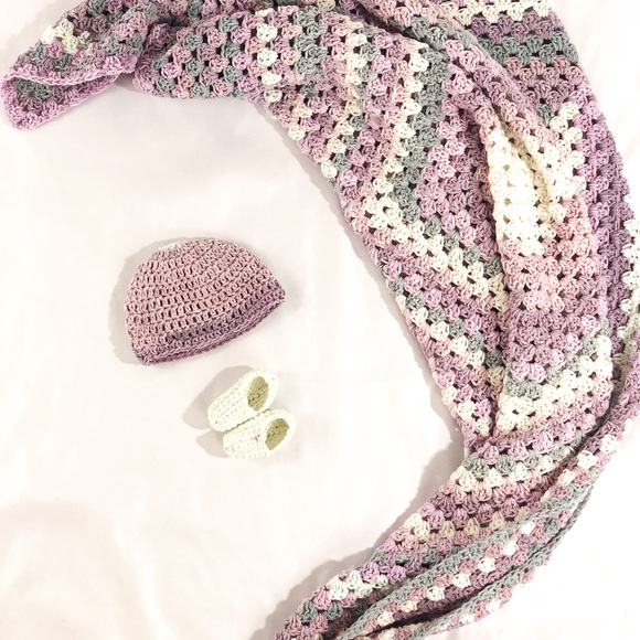 Crochet Baby Set - Picture 5 of 6